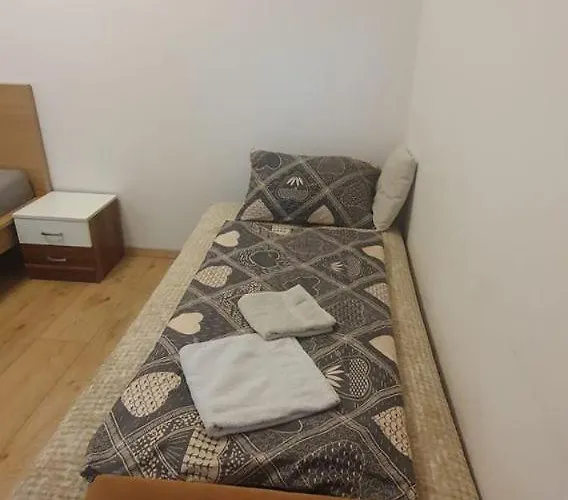 Close To Center - Affordable Private With Tv Apartment Wien